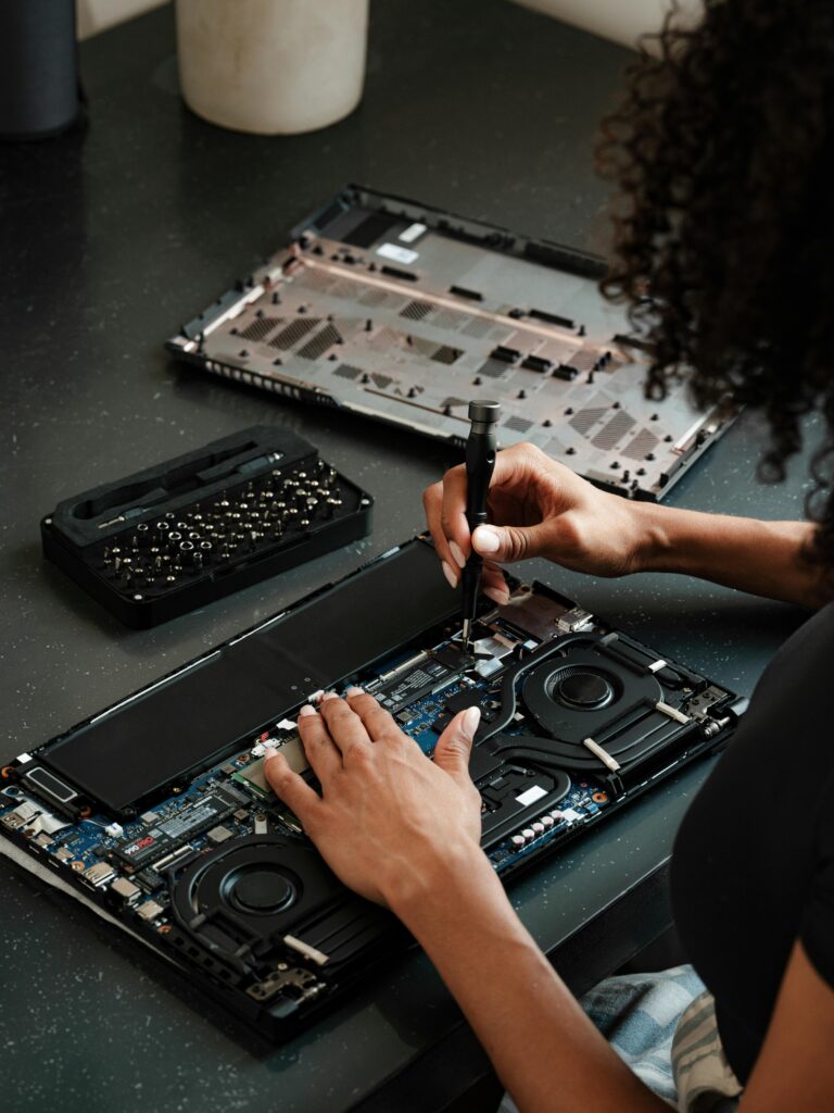 OM OS 2 | | OM OS | Huset Venture | En socialøkonomisk virksomhed